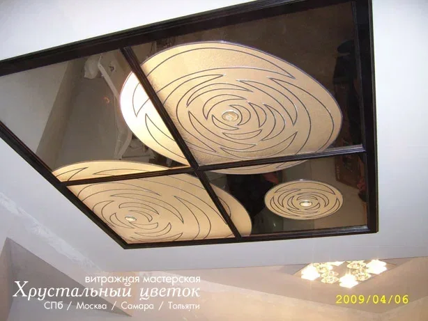 Витражный потолок 124