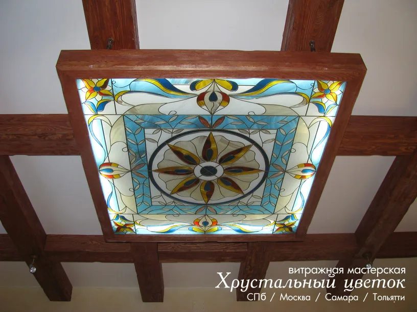 Витражный потолок 128