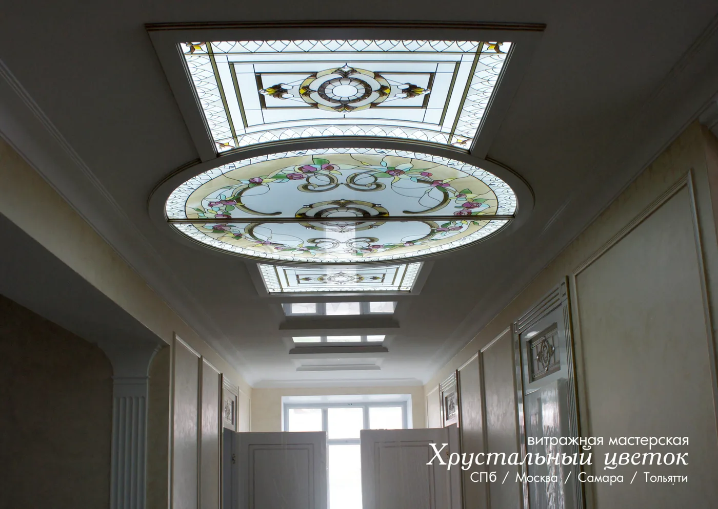 Витражный потолок 132